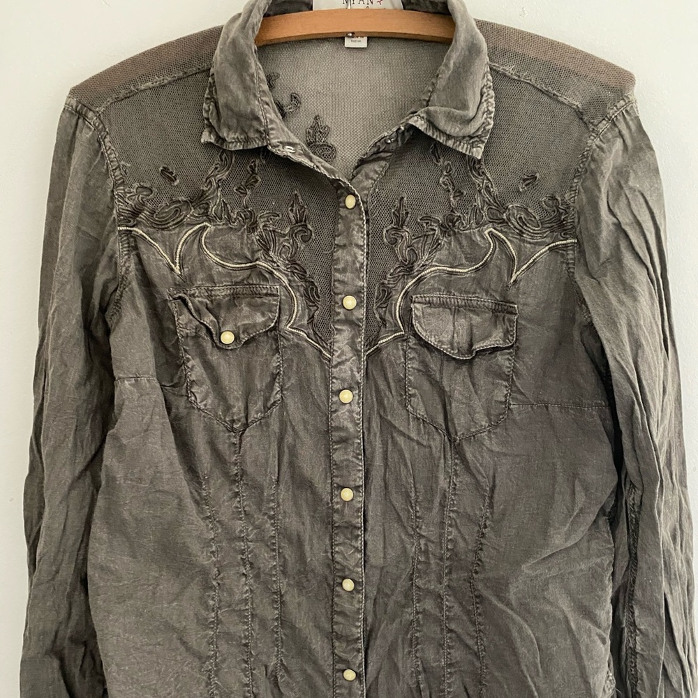 Western style, lace top shirt